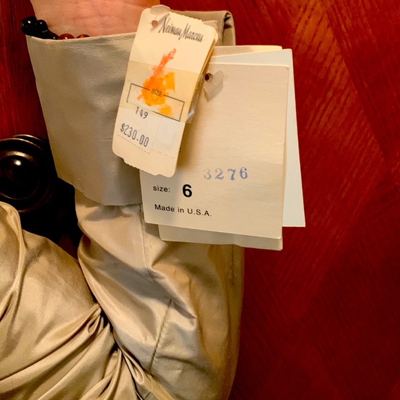 Chetta B Evening blouse from Neiman Marcus - Picture 2 of 5